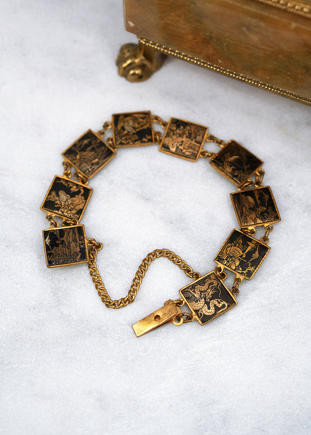 Bracelet gravé