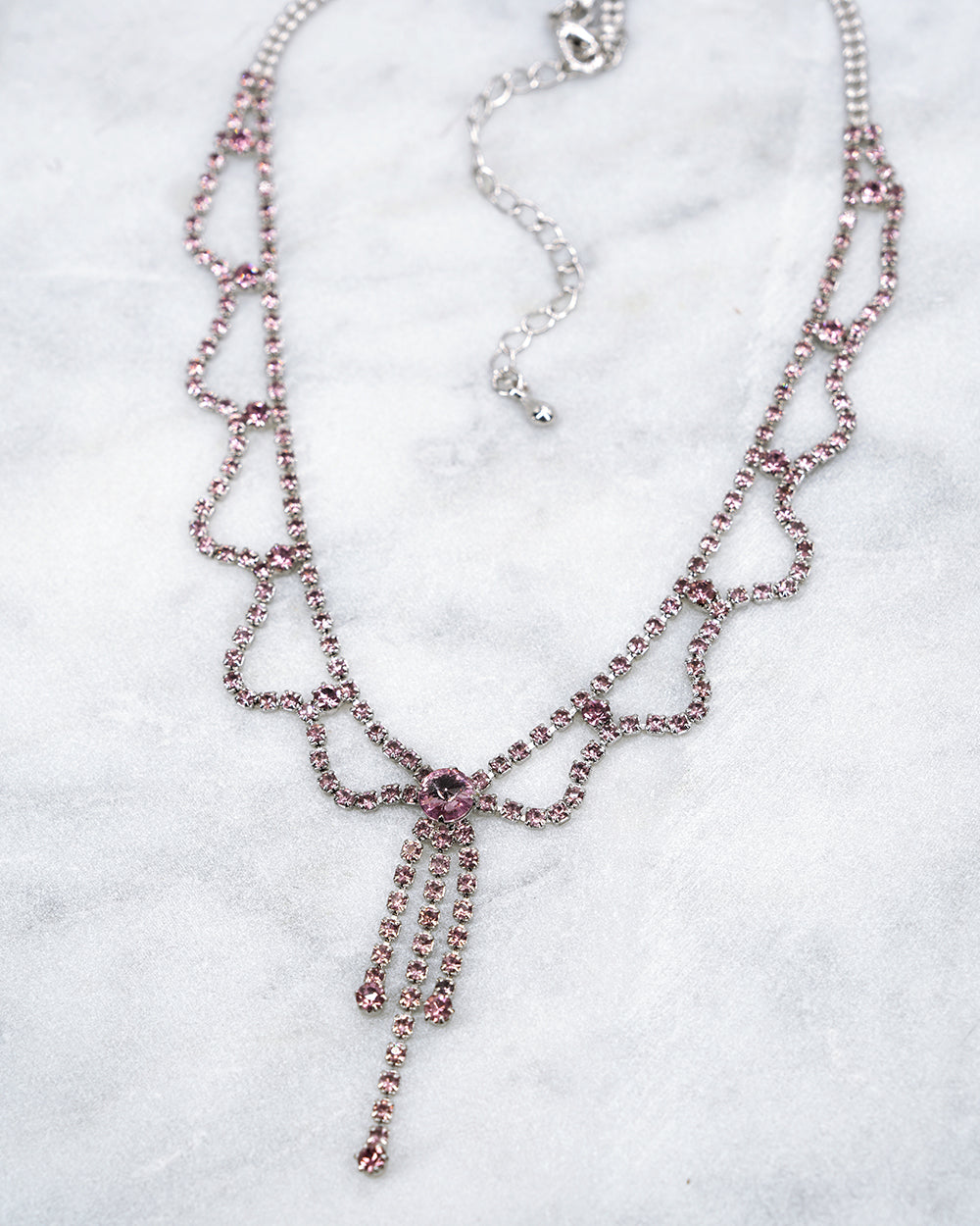Collier Holly
