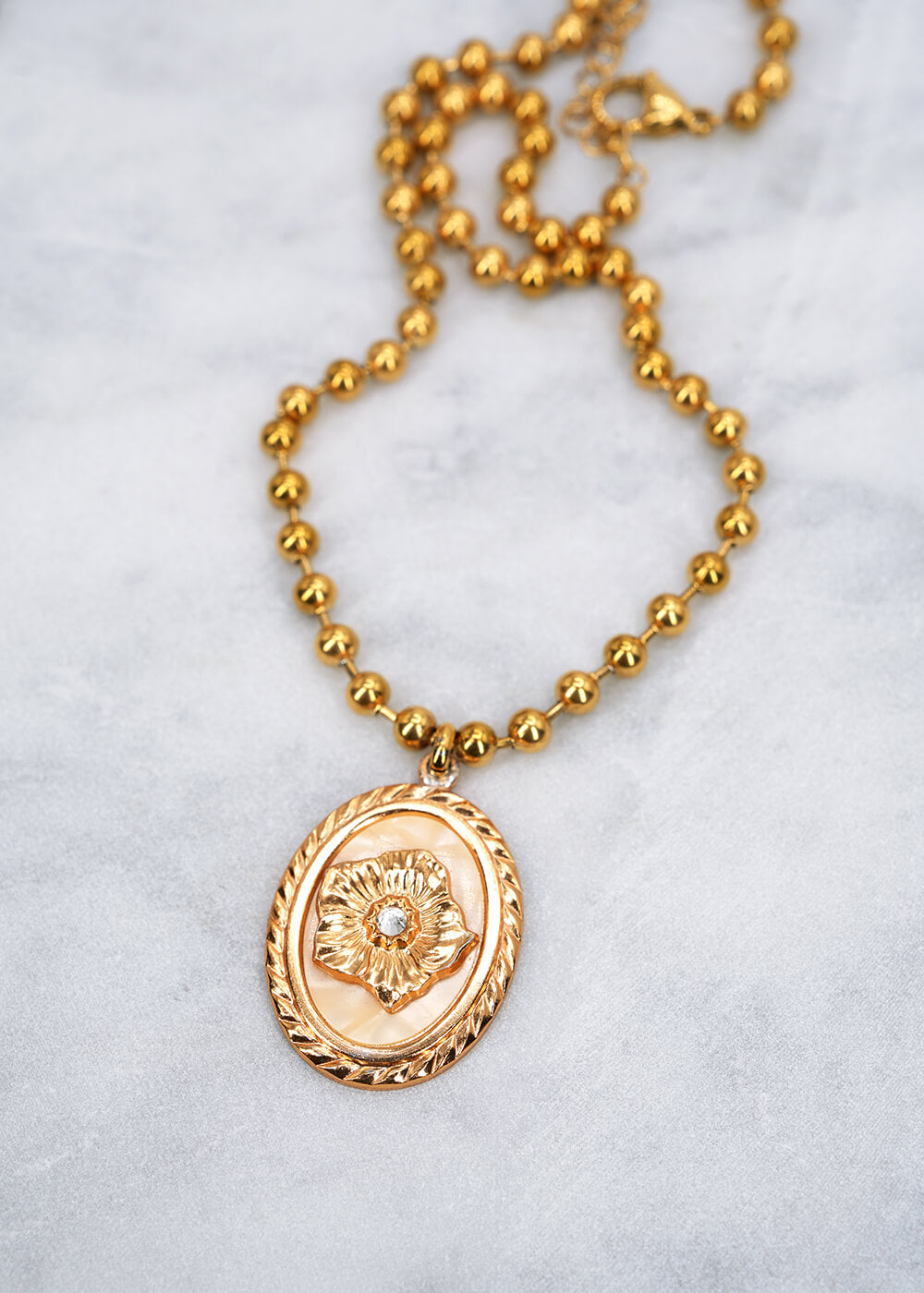 Collier Flora