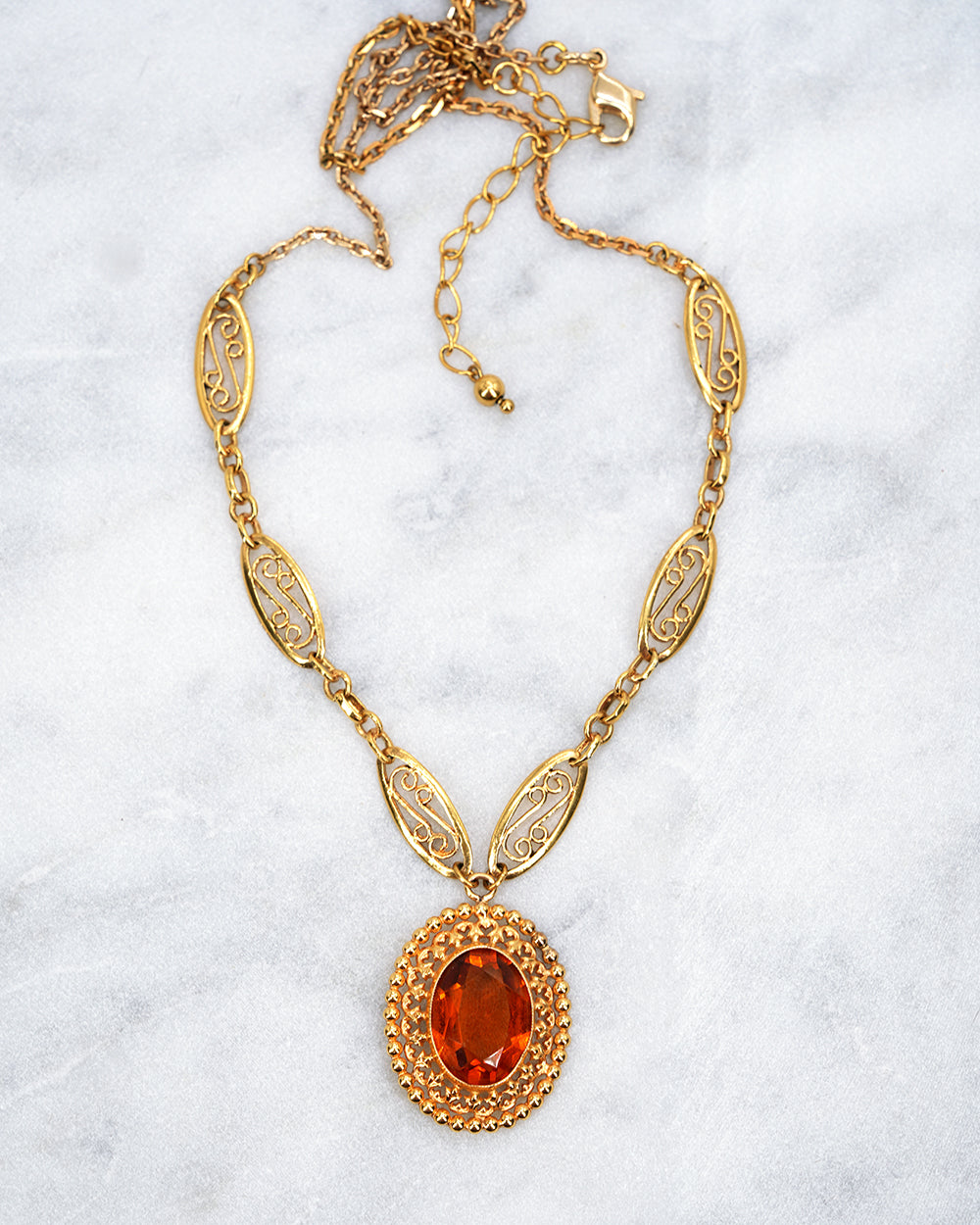 Collier Suzon