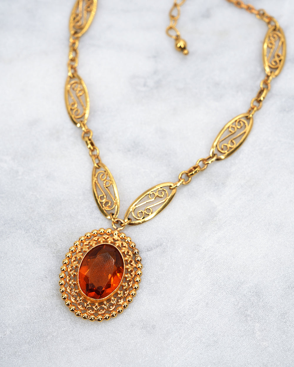 Collier Suzon