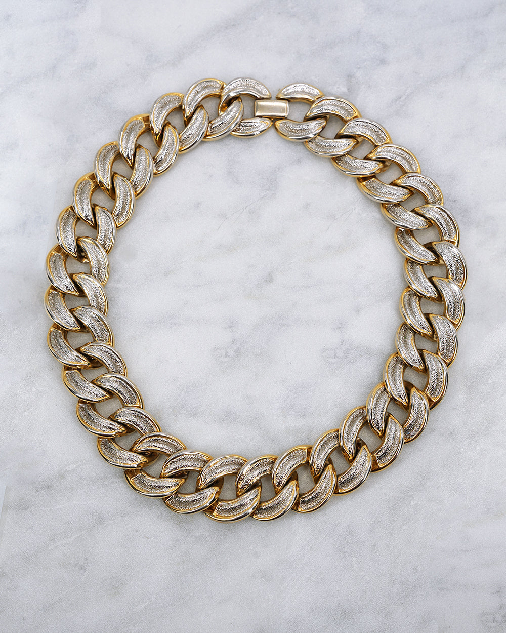 Collier Amy