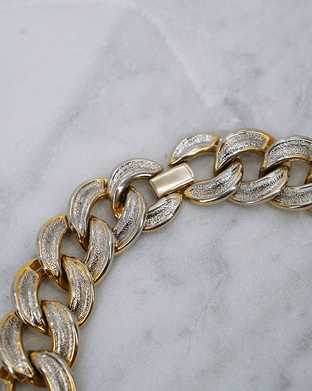 Collier Amy