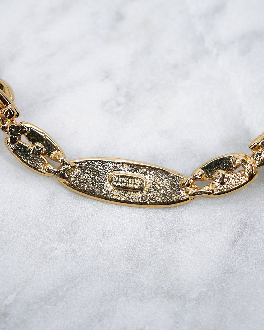 Collier Orena