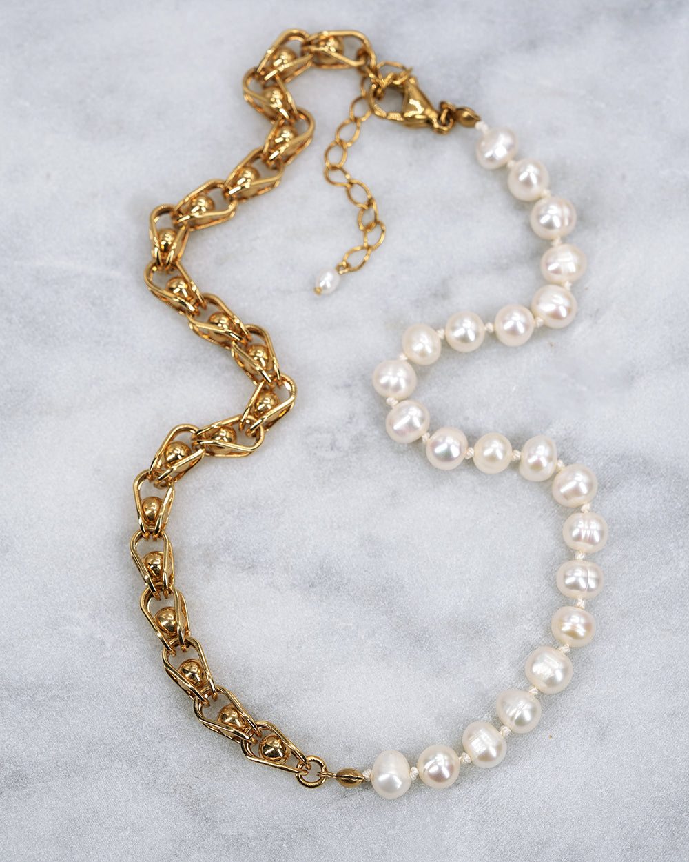 Collier Divina