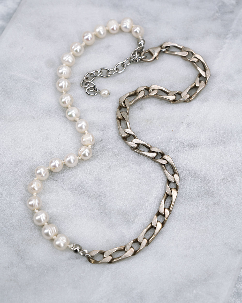 Collier Mona