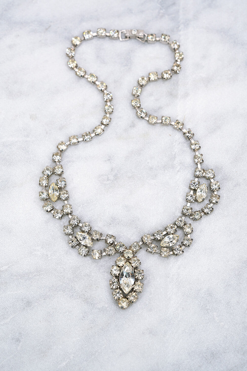 Collier Dora