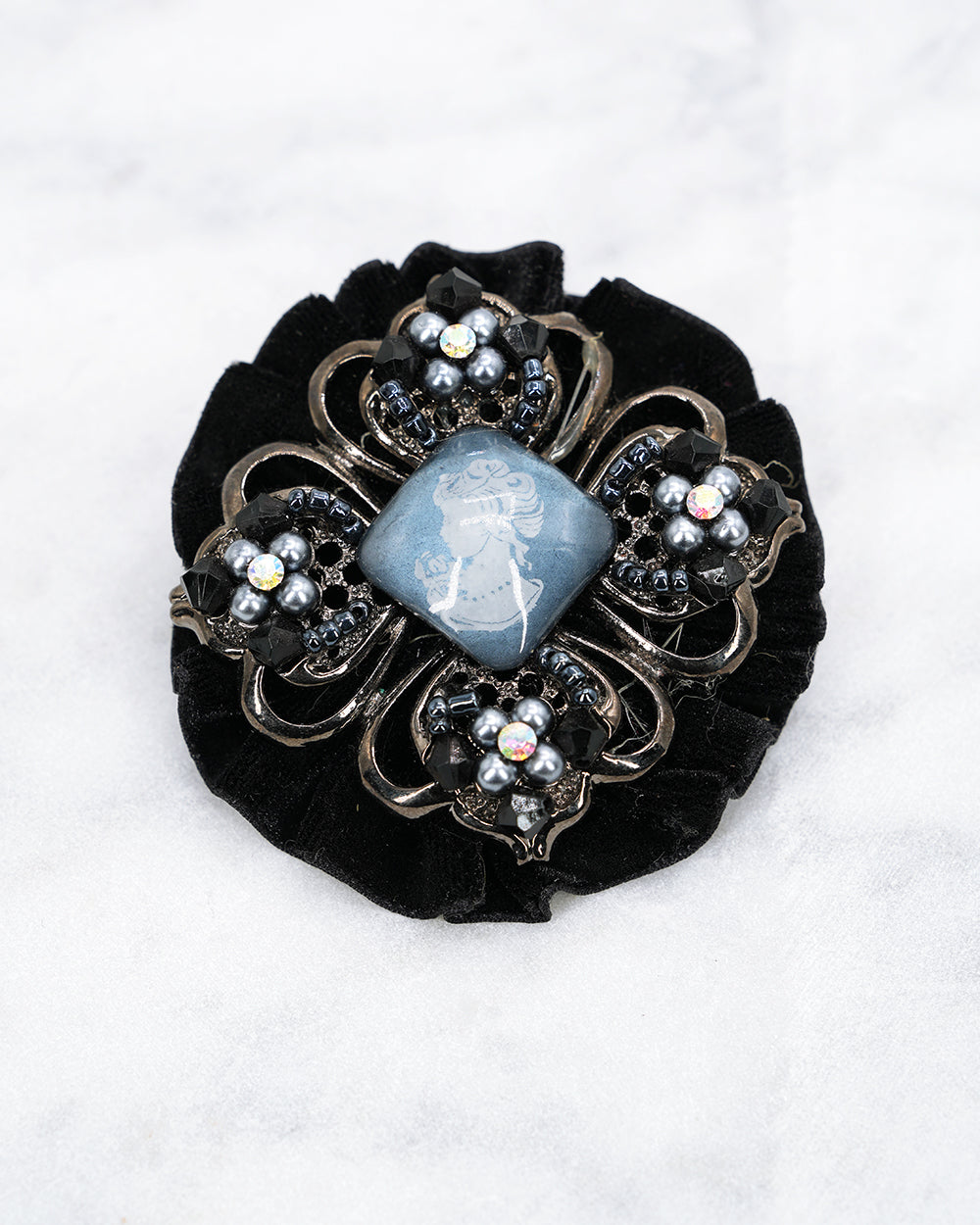 Broche Lana