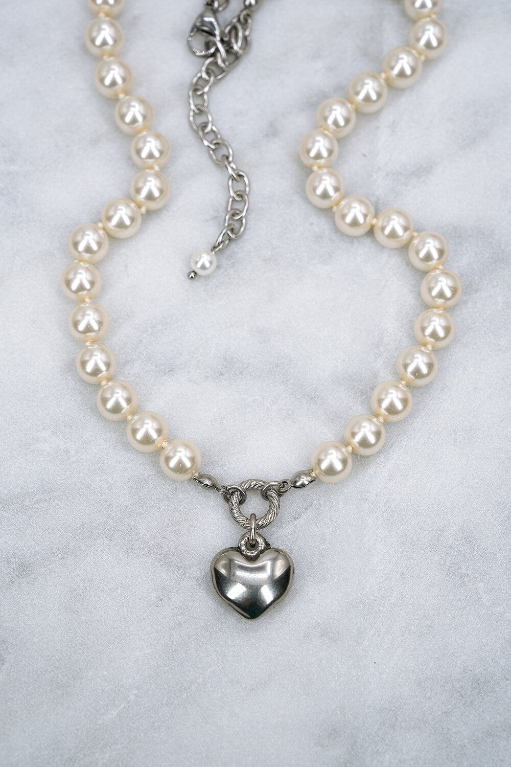Collier Sora